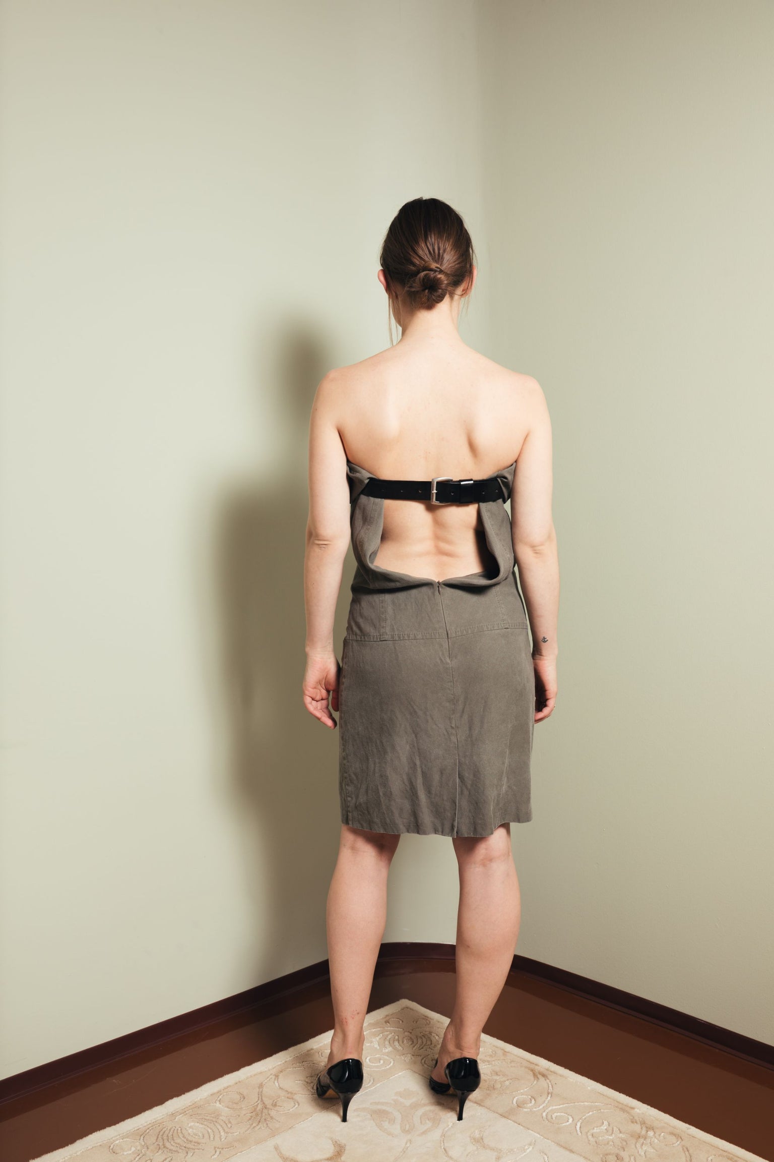 Open back dress S-M