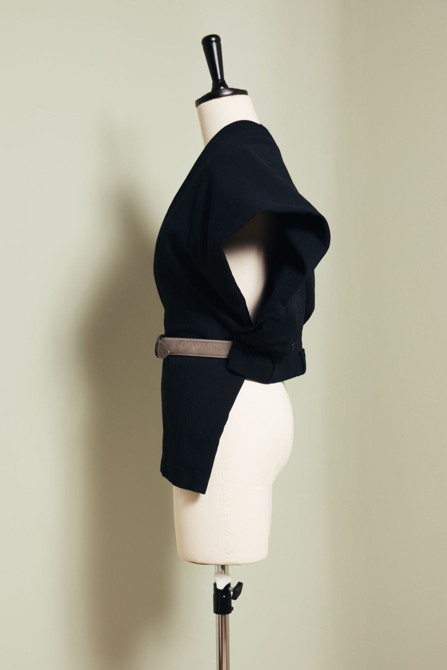 V-neck top S-XXL